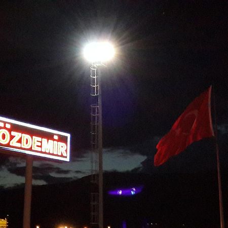 Ozdemir Hotel Pamukova Экстерьер фото